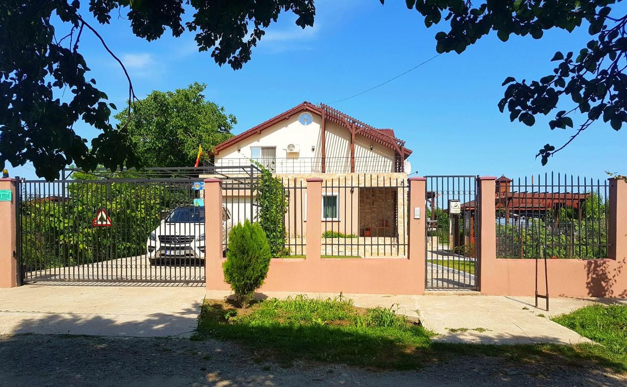 Mereni  Nobless Villa מראה חיצוני תמונה
